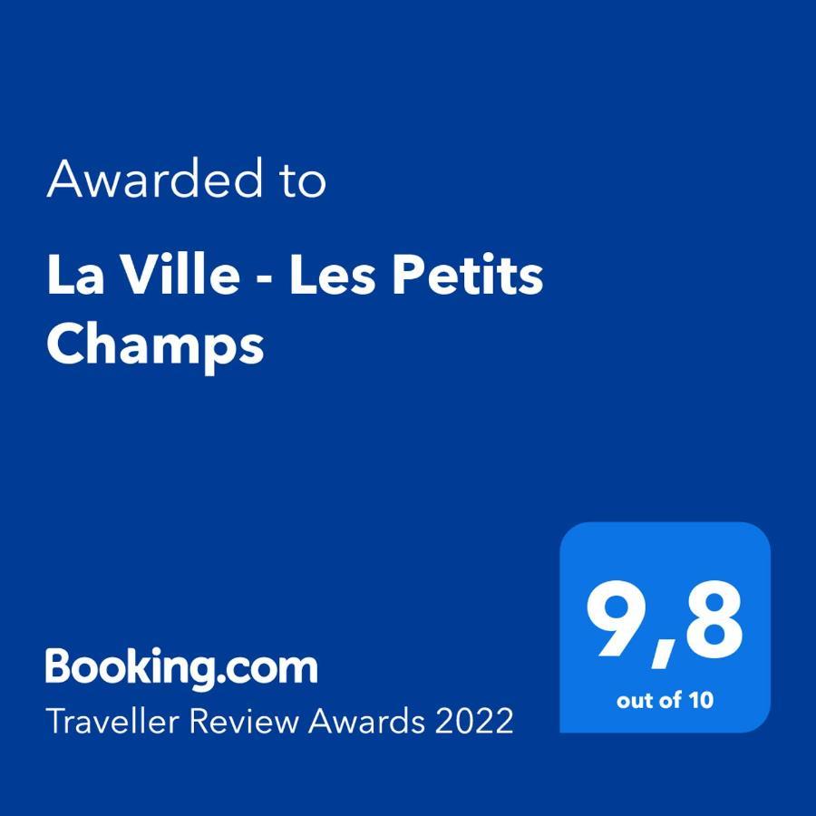 La Ville - Les Petits Champs Bed and Breakfast Buais-les-Monts Exteriör bild